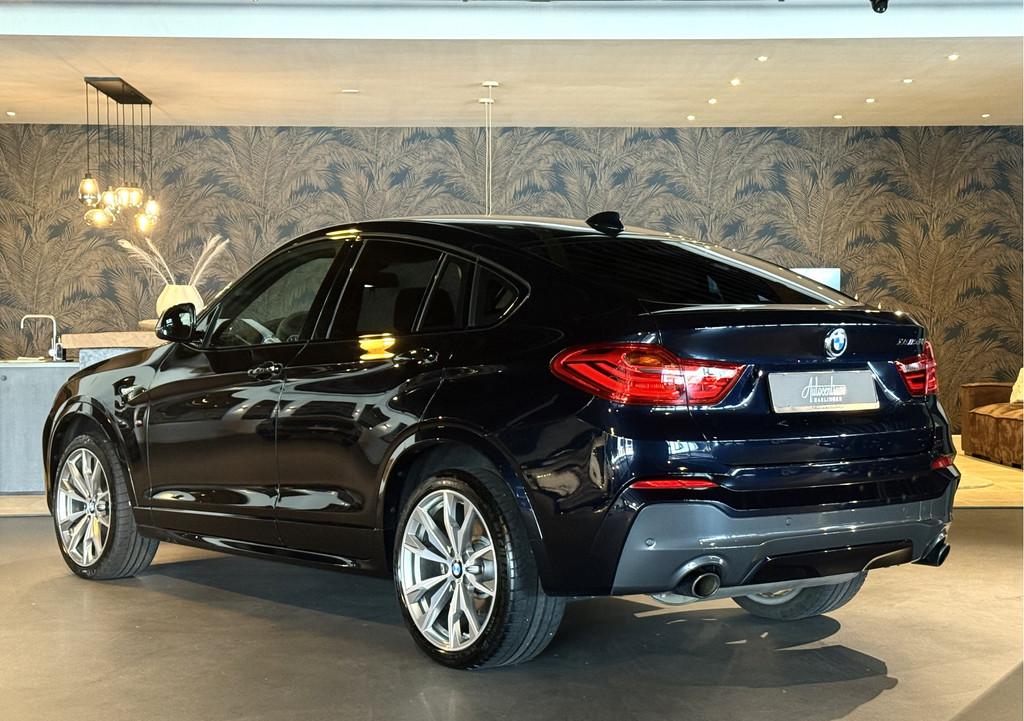 BMW X4 M40i M-Sport High Exe I 360PK I 20" I DAB (bj 2016), Auto's, BMW, Gebruikt, 2000 kg, 1820 kg, Zwart
