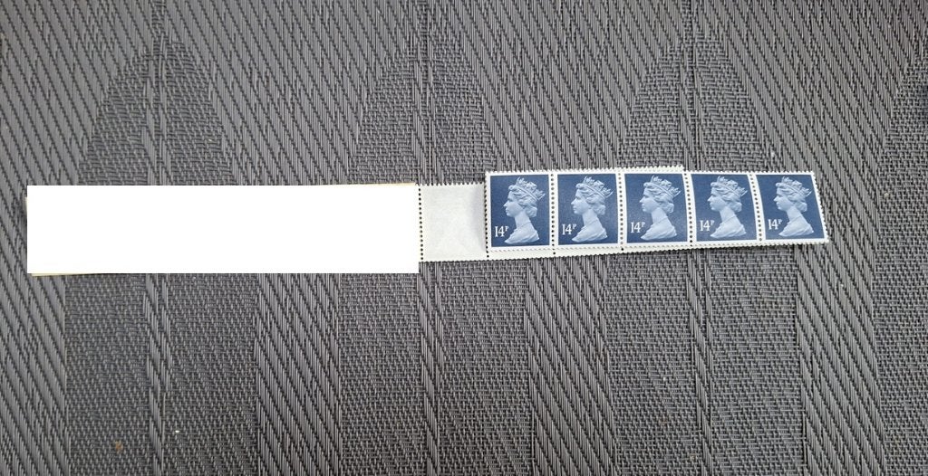 postzegel engeland machin uitgave rolzegel 14 P zie tekst, Ophalen of Verzenden