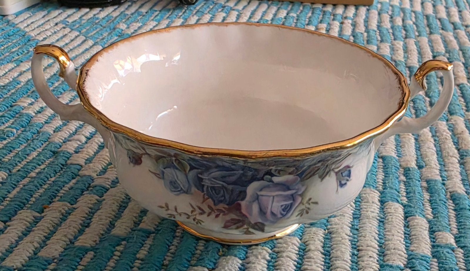 Royal Albert Moonlight Rose soepkom met Handvatten, Ophalen of Verzenden