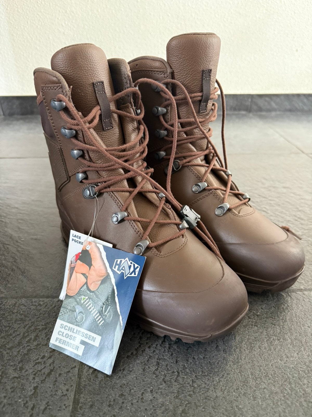 Nederlandse leger Haix Mondo legerkisten bergschoenen., Sport en Fitness, Bergsport en Wandelen, Nieuw, Schoenen, Ophalen of Verzenden