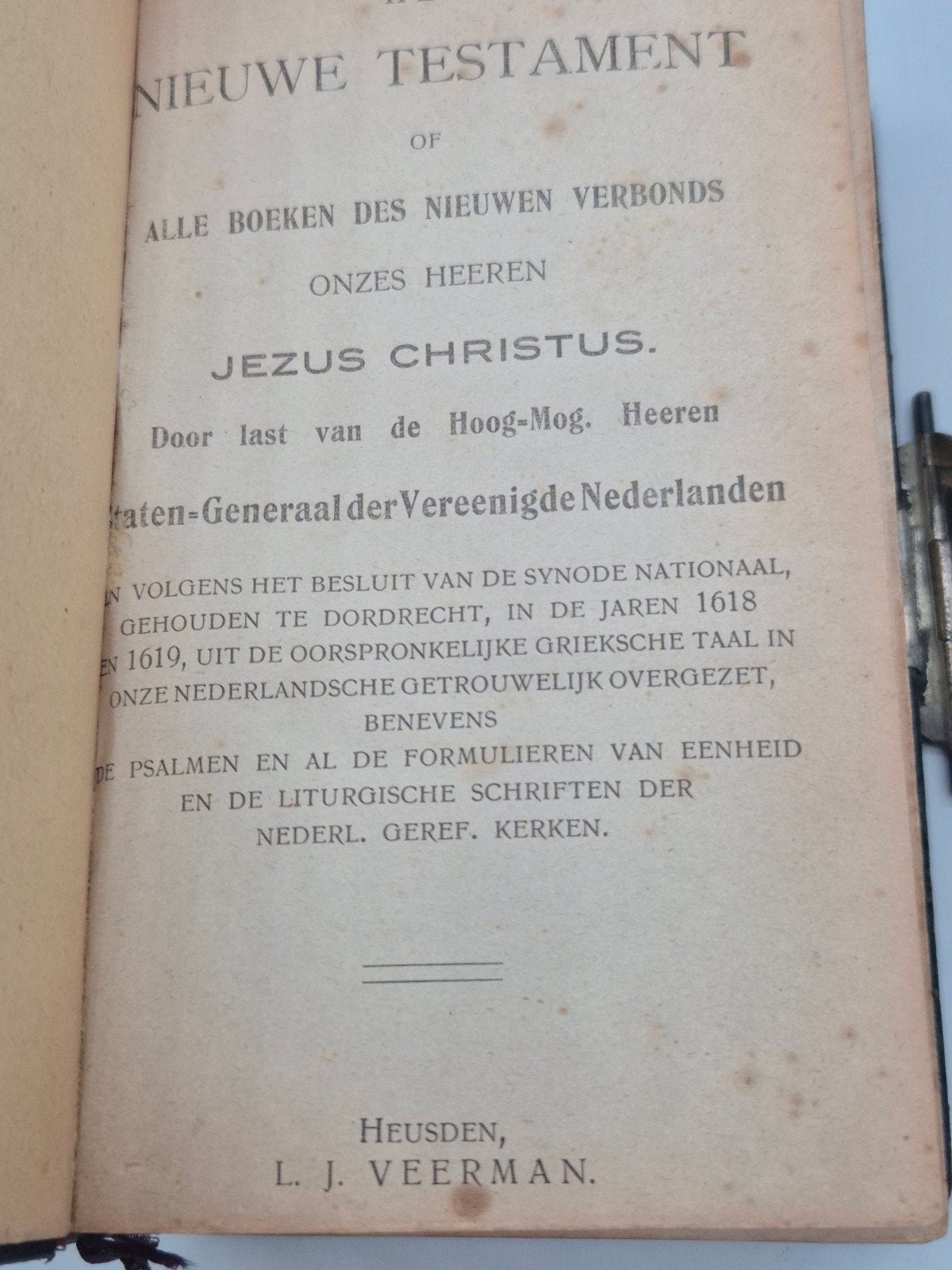 2 Oude Bijbels met Zilveren Sloten - Nederlands, Verzenden, Diverse