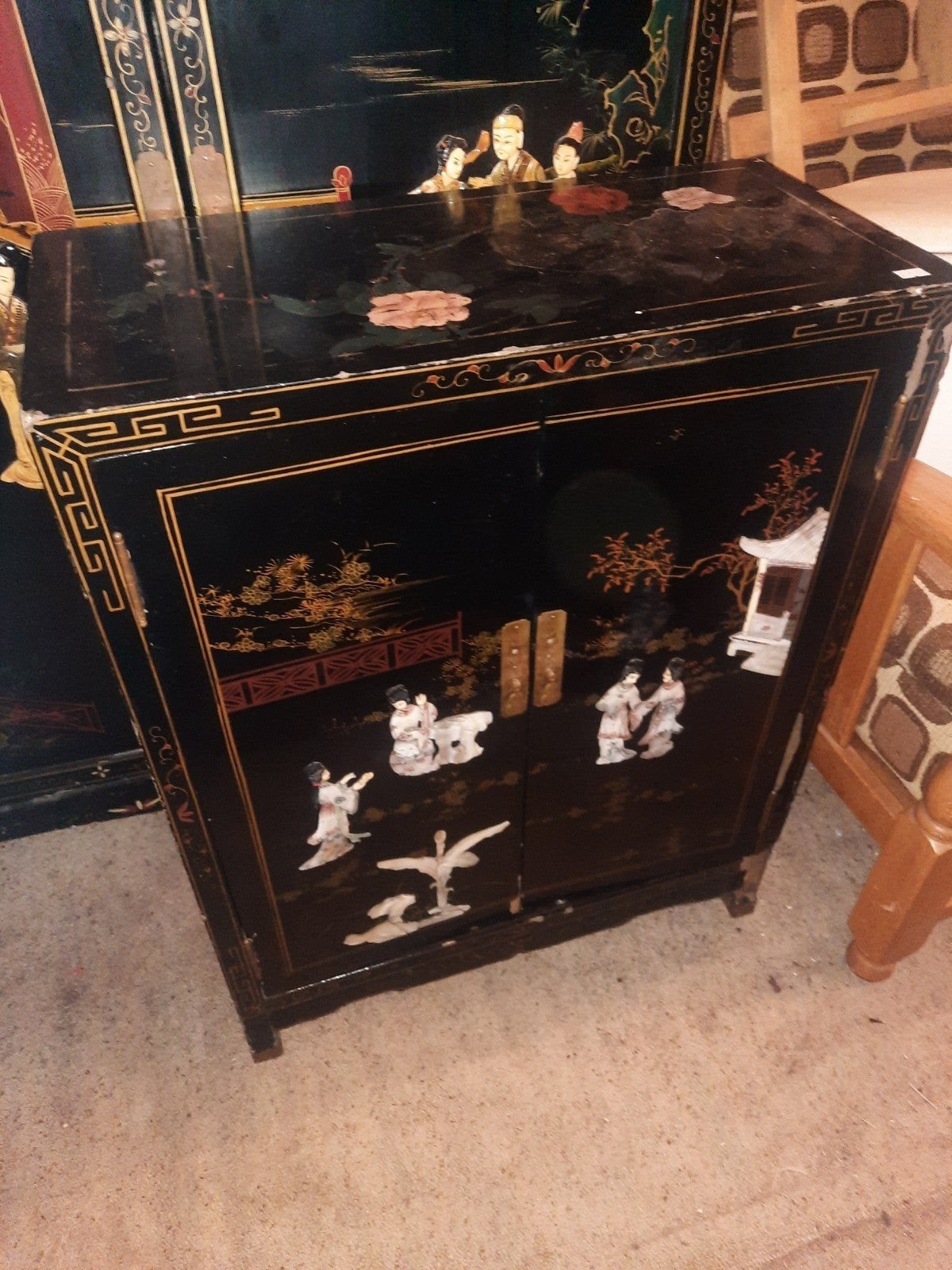 Antieke Chinese Lak Kasten met Parelmoer Inleg, Ophalen