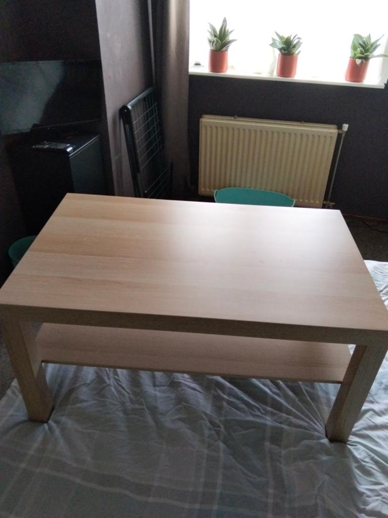 Gratis leuke Ikea salontafel, Ophalen, Gebruikt, 50 tot 100 cm, 50 tot 100 cm