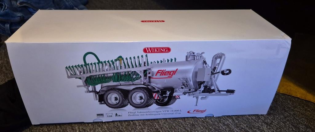Fliegl mesttank Wiking, Hobby en Vrije tijd, Modelauto's | 1:32, Ophalen of Verzenden, Zo goed als nieuw, Tractor of Landbouw