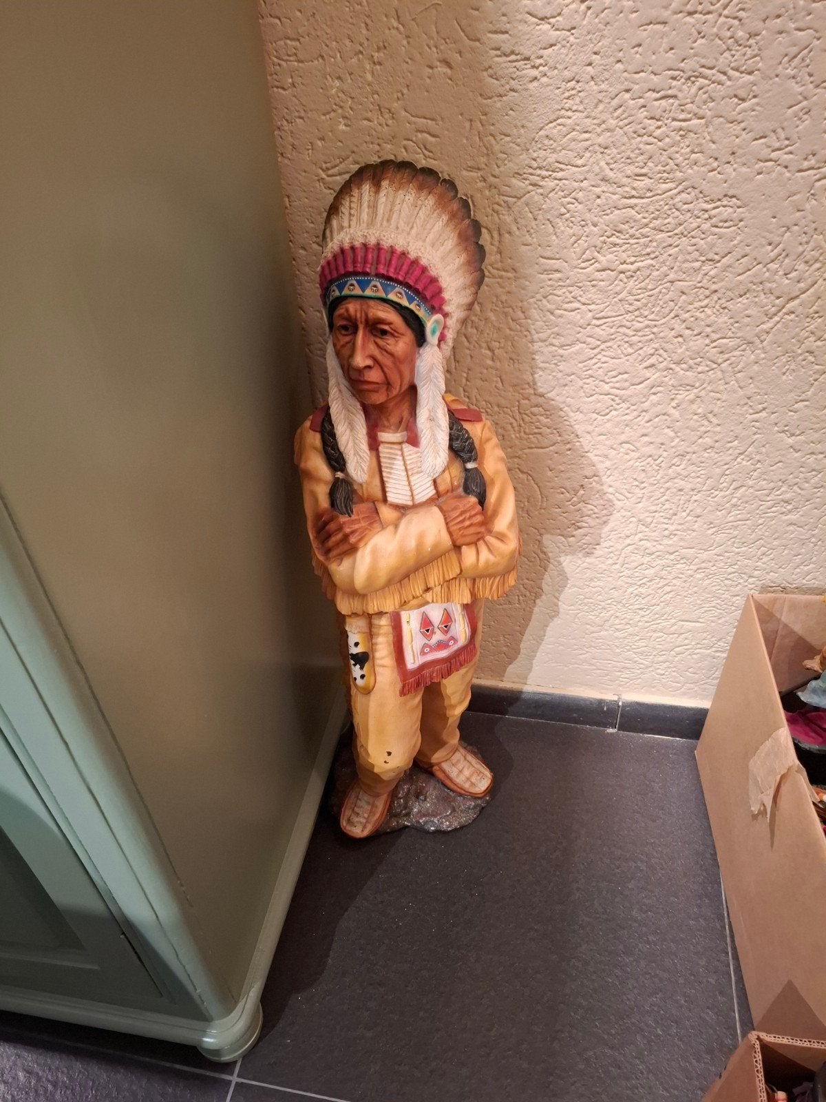 Indiaan, Ophalen, Zo goed als nieuw
