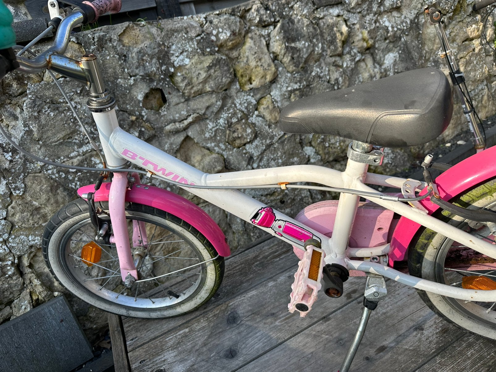 Meisjesfiets 4-7jaar decathlon b-twin, Fietsen en Brommers, Fietsen | Meisjes, Ophalen, Zo goed als nieuw, 20 inch