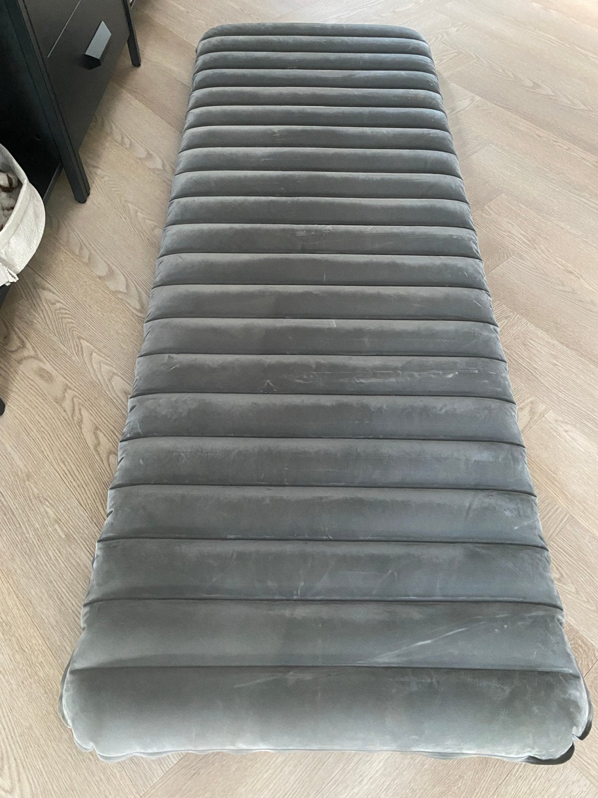 Decathlon Luchtbed Grijs - Comfortabel en Compact, Caravans en Kamperen, Ophalen of Verzenden, Gebruikt, 1-persoons