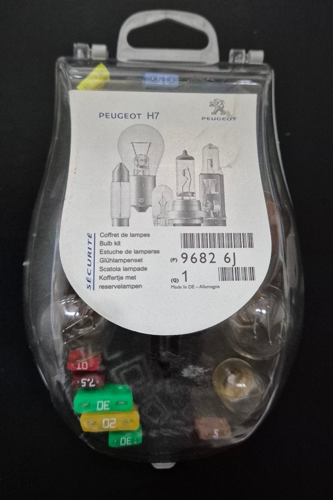Set met reservelampen/zekeringen Peugeot H7 (Nieuw), Verzenden, Nieuw, Peugeot