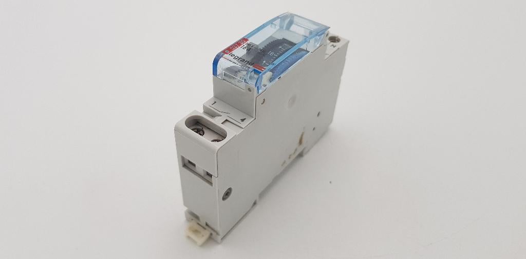 Legrand Microrex T11 Tijdschakelklok / Timer 16A 250V (1x), Gebruikt, Legrand, Onbekend, Ophalen of Verzenden
