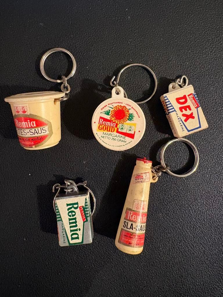 5 sleutelhangers Remia, Ophalen of Verzenden, Gebruikt, Merk