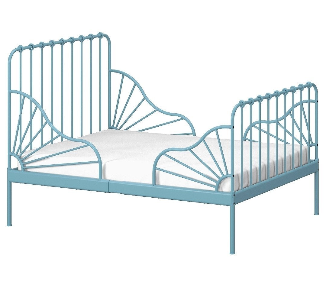 IKEA Minnen uitschuifbaar kinderbed in de kleur blauw, 70 tot 85 cm, Ophalen of Verzenden, Zo goed als nieuw, Lattenbodem