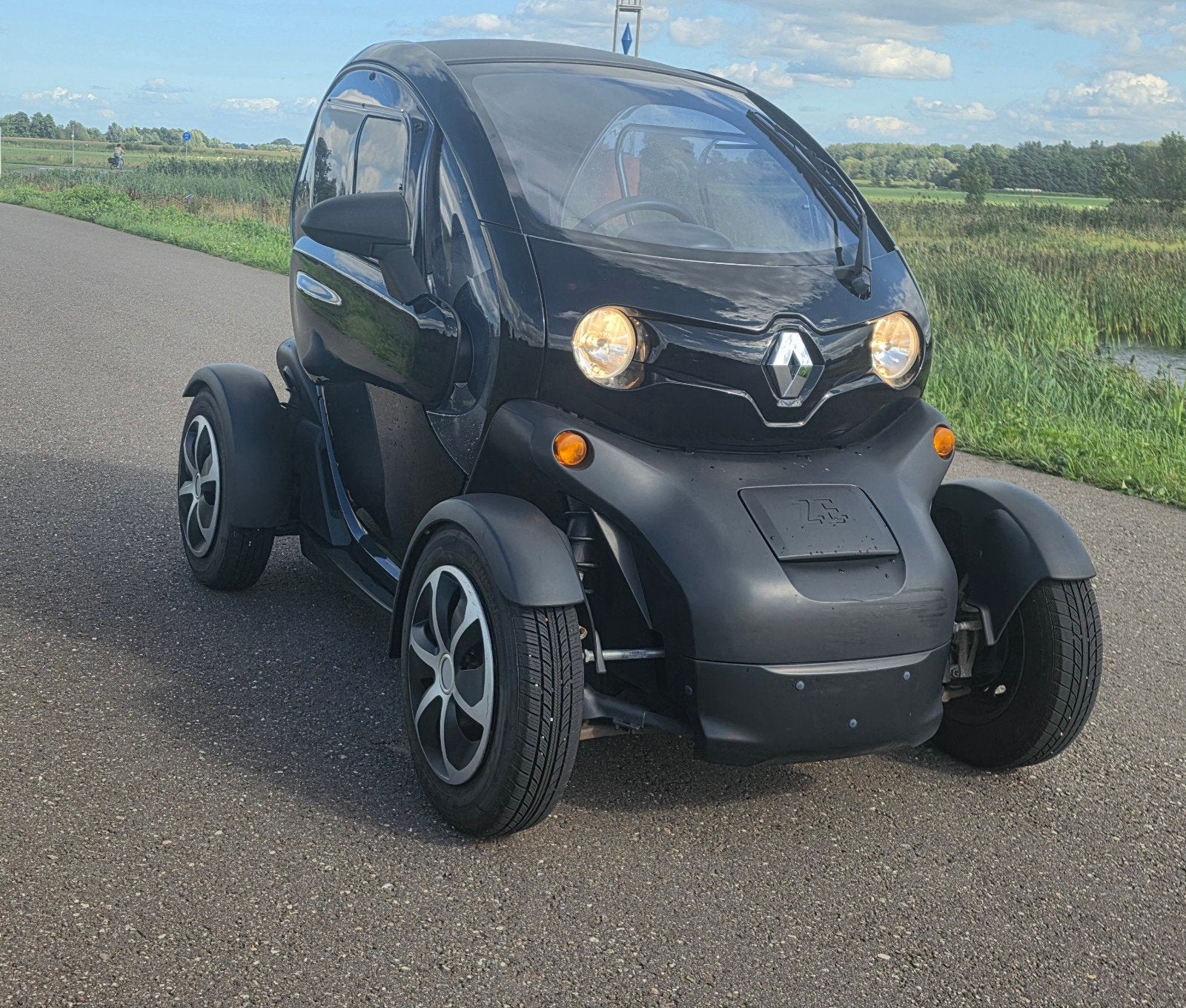 Renault Twizy 45km brommobiel 2016 Koopaccu met Deuren-Ramen, Ophalen, 46 km of meer, 16 km/u of meer