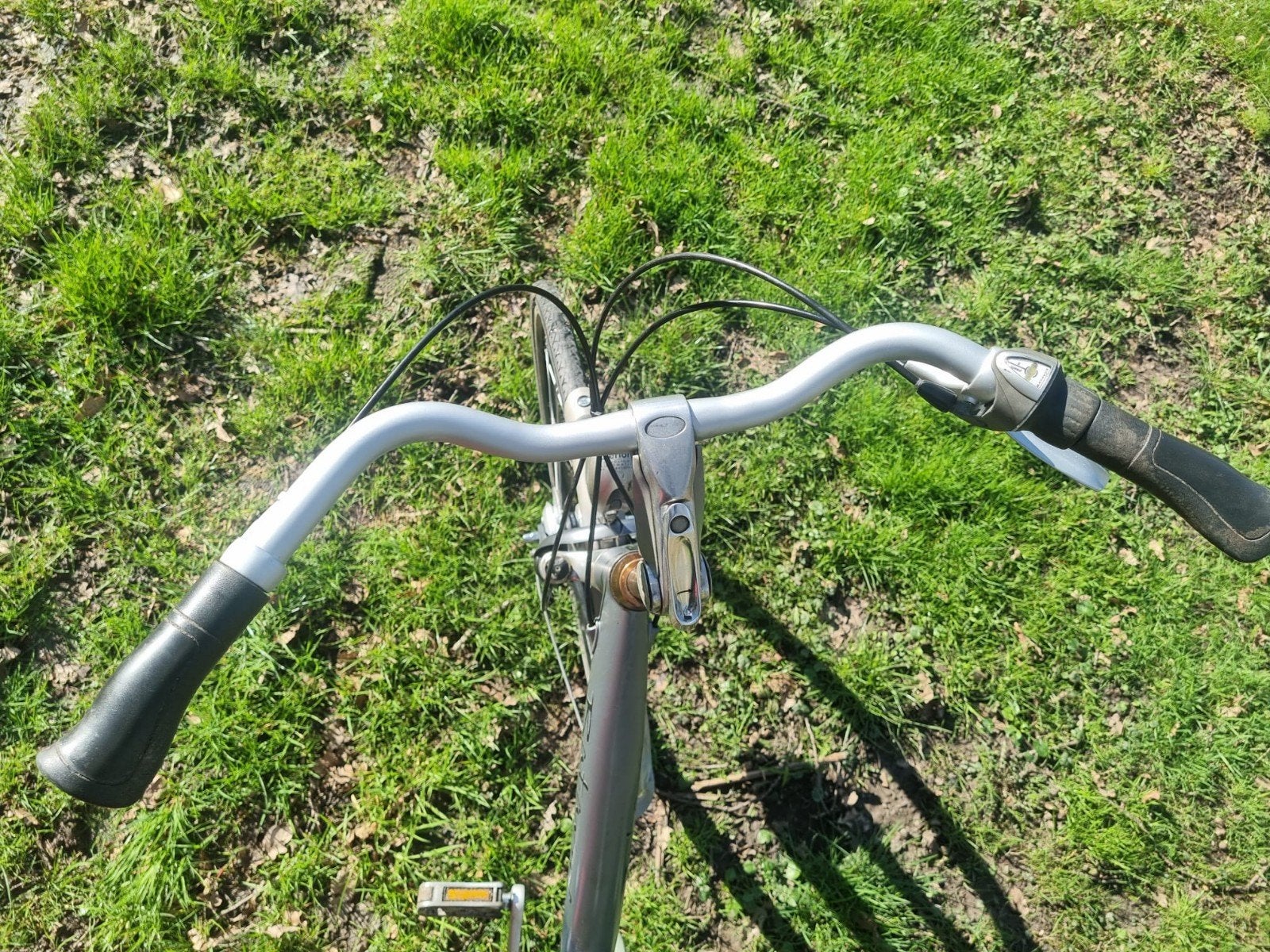 Foto 5 van Batavus Genova Damesfiets - 28 inch, 8 versnellingen