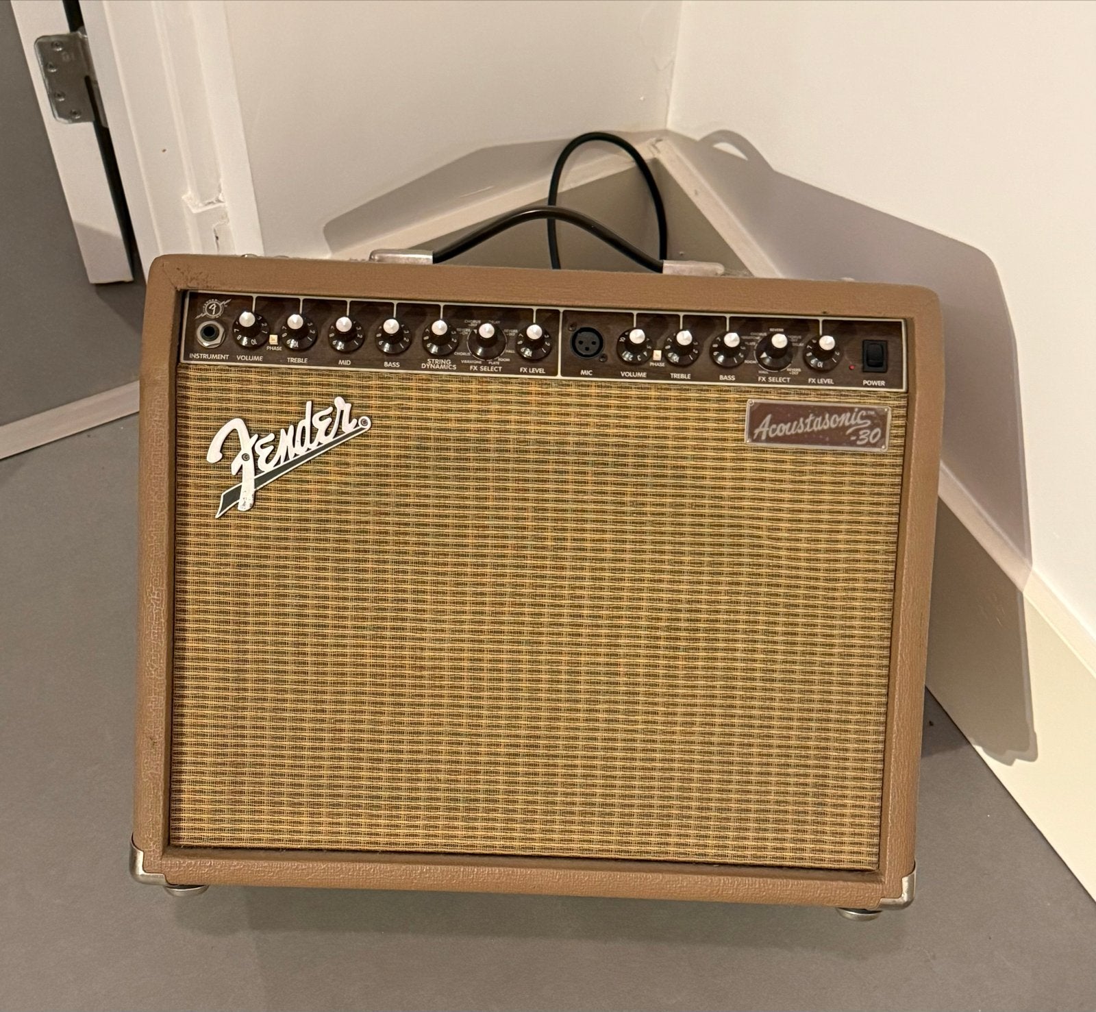 Fender Acoustasonic 30 Gitaarversterker (en zang), Ophalen, Gebruikt, Gitaar, Minder dan 50 watt