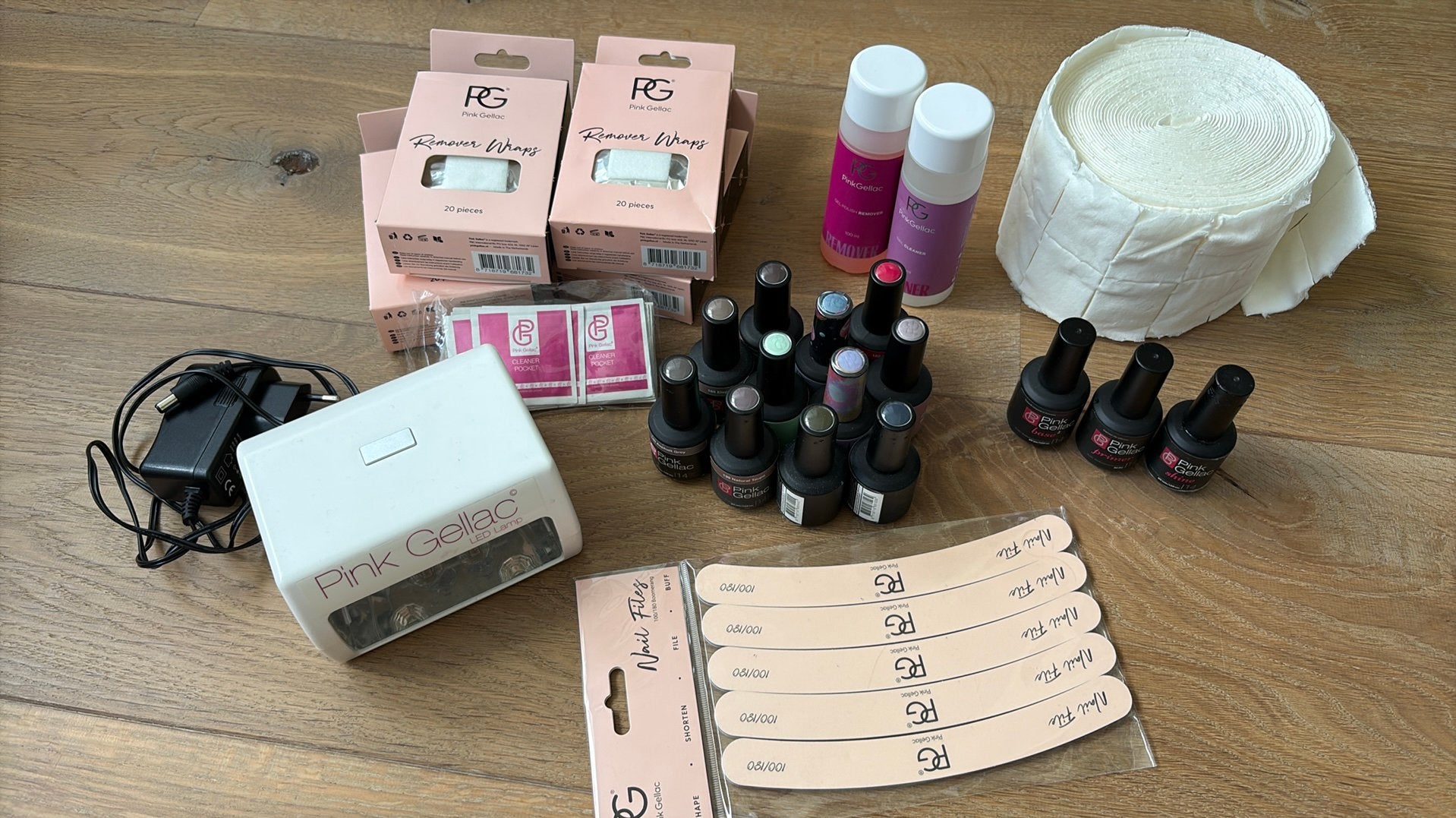 Complete set van Pink Gellac, Ophalen of Verzenden, Zo goed als nieuw, Overige kleuren, Handen en Nagels