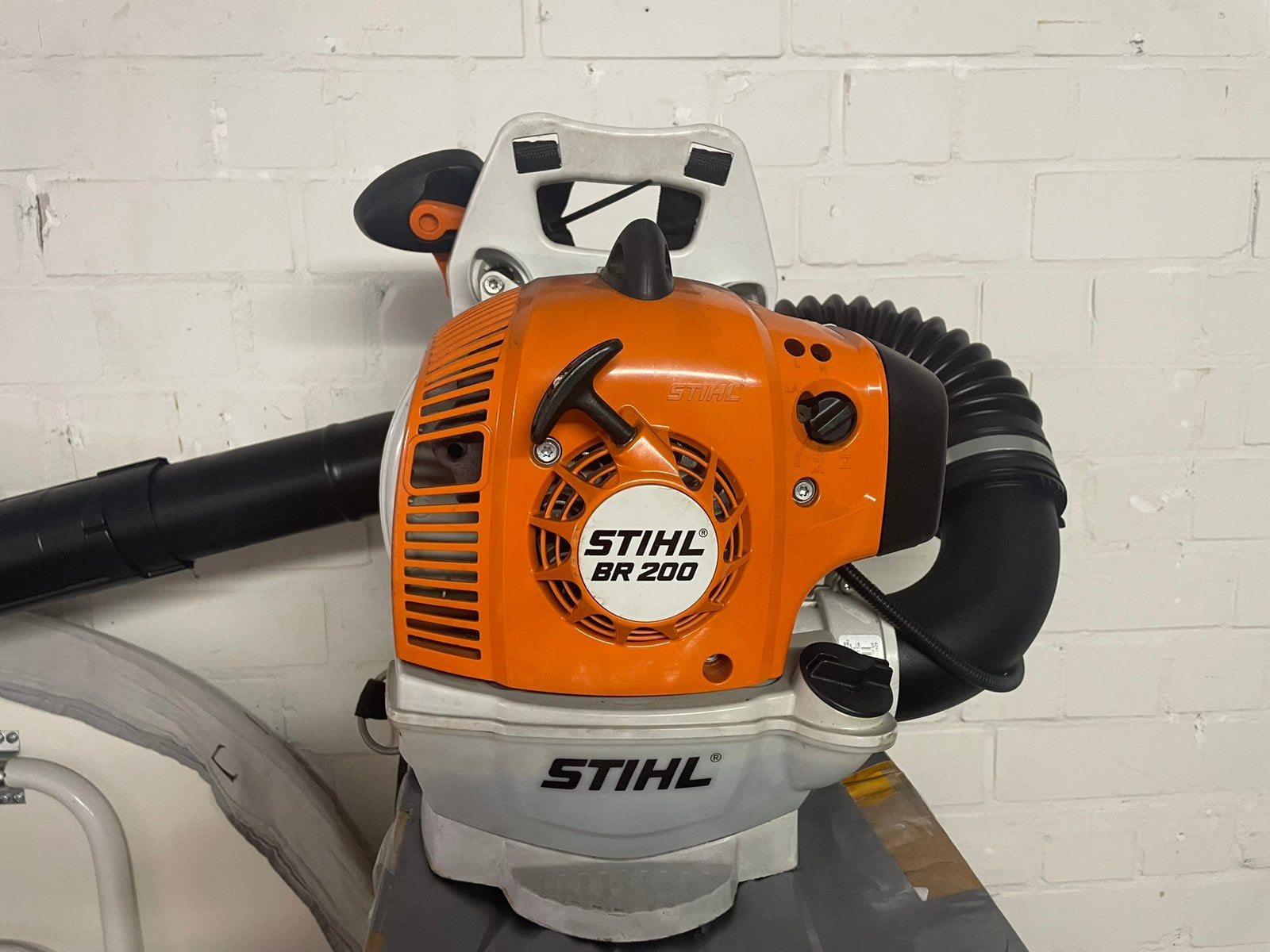 Bladblazer br200 stihl zo goed als neiuw, Ophalen, Zo goed als nieuw, Benzine