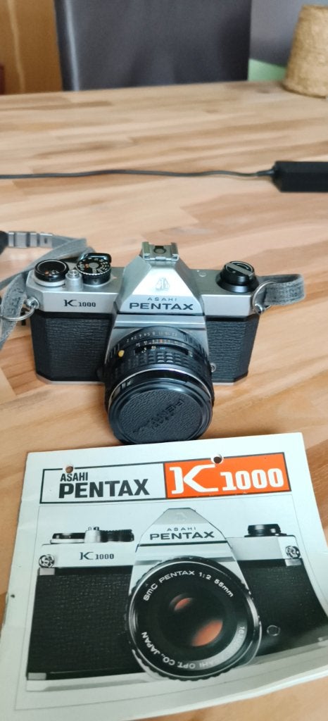 Pentax K1000 Spiegelreflexcamera met handleiding, Ophalen of Verzenden, Gebruikt, Spiegelreflex, Pentax