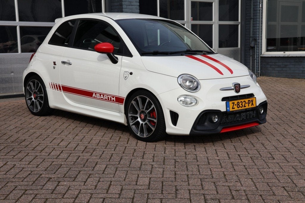 Abarth 595 TURISMO 1.4 T-JET ABARTH 595, Auto's, Met garantie (alle), Wit, Handgeschakeld, 1368 cc