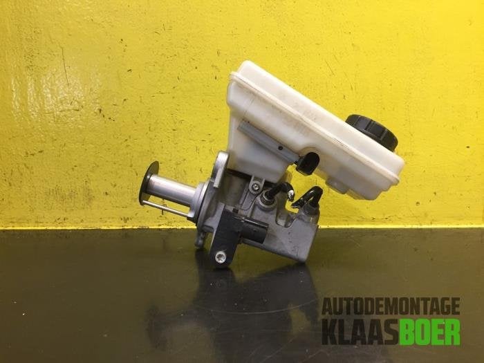 Hoofdremcilinder van een Volkswagen UP, Auto-onderdelen, Gebruikt, -, Volkswagen, -