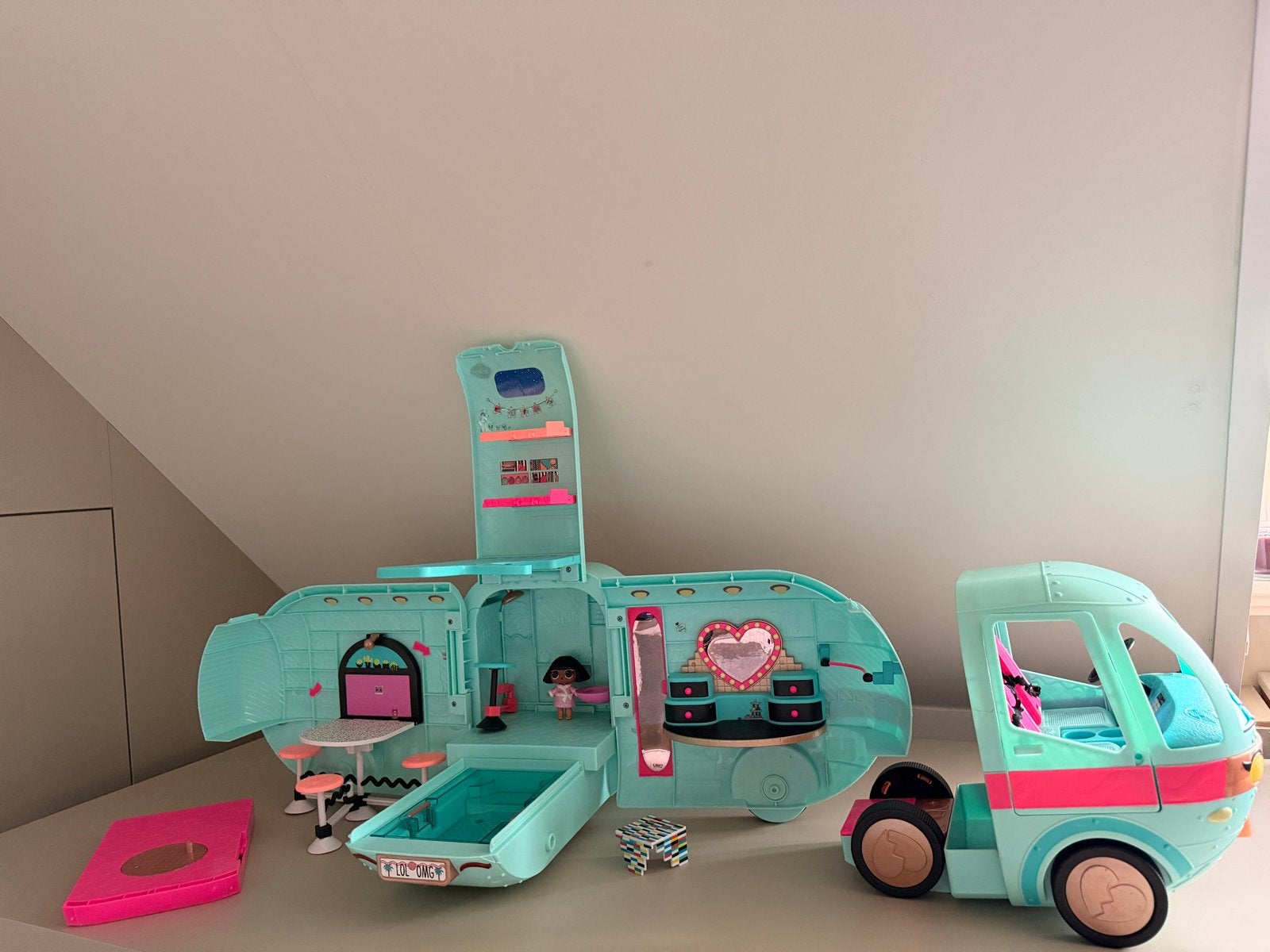 L.O.L. Surprise! 4-in-1 Glamper Camper met pop, Ophalen of Verzenden, Zo goed als nieuw