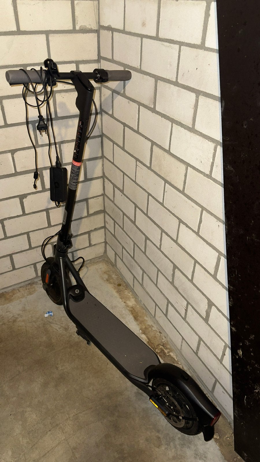 Ninebot F25E ||, Ophalen, Zo goed als nieuw, Elektrische step (E-scooter)