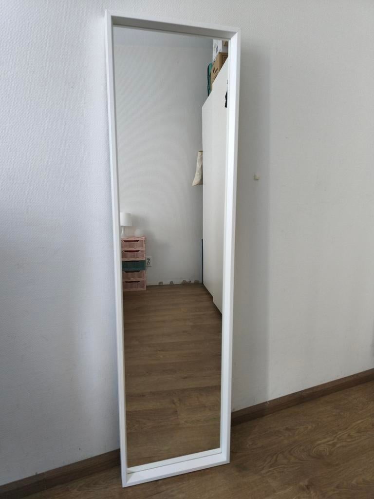 IKEA NISSEDAL mirror white, Minder dan 50 cm, Ophalen of Verzenden, Zo goed als nieuw, Minder dan 100 cm