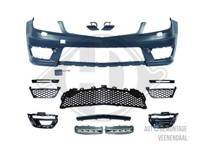 Voorbumper van een Mercedes C-Klasse, -, Nieuw, Ophalen of Verzenden, Bumper