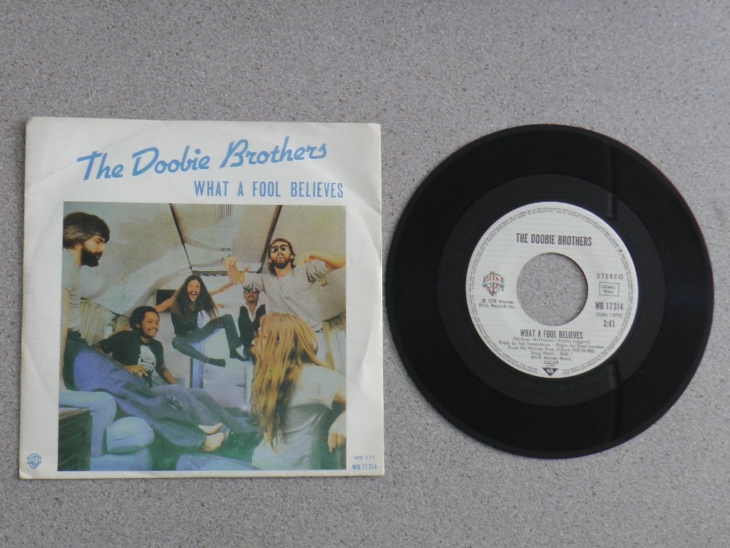 Doobie Brothers - What a fool believes VINYL SINGLE, Cd's en Dvd's, Gebruikt, 7 inch, Pop, Fotohoes