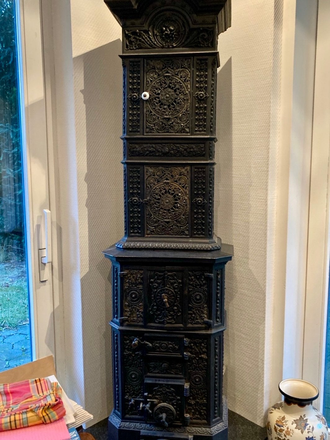 Antieke gietijzeren kachel - Decoratief en functioneel, Ophalen, Gebruikt, Houtkachel, Vrijstaand
