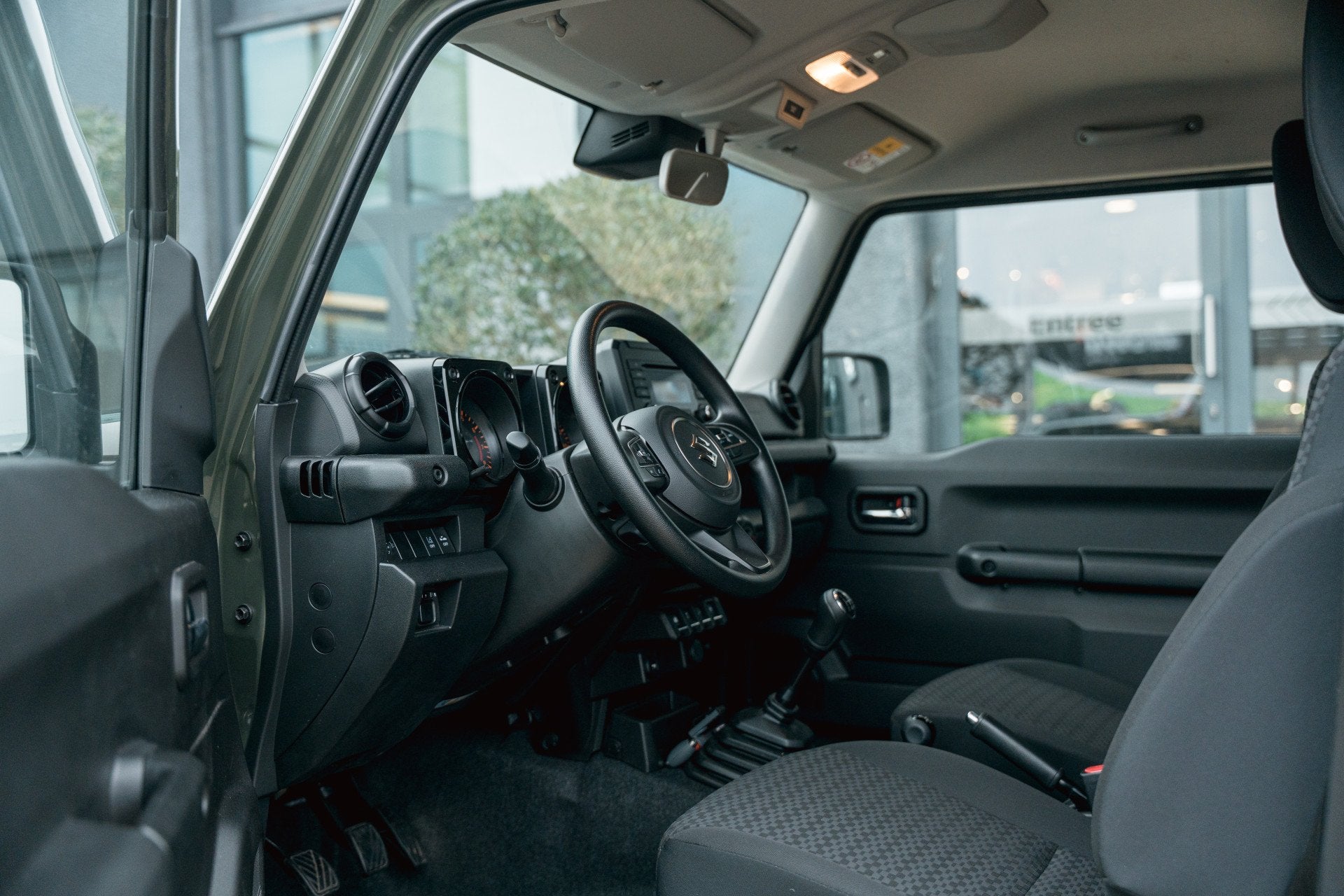 Suzuki Jimny 1.5 Select Foodtruck | coffeebar | Barista | Ex, Dealer onderhouden, 15 km/l, Gebruikt, 4 cilinders