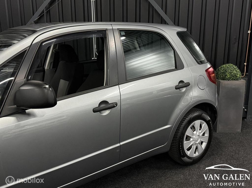Suzuki SX4