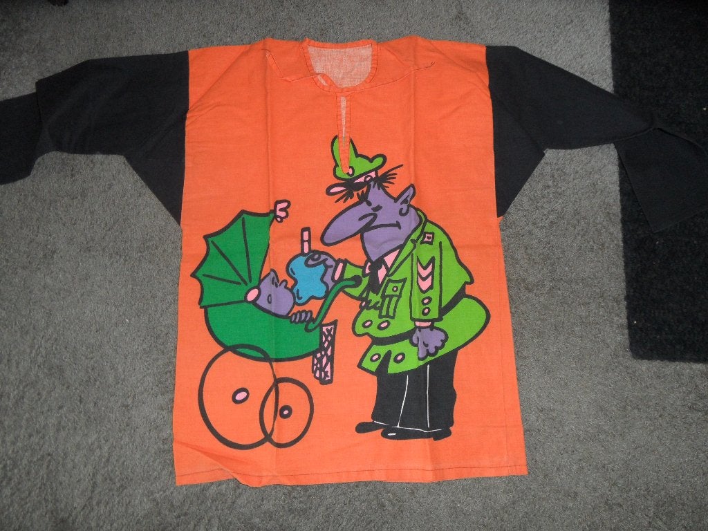Leuke oranje kiel met humorvolle-print, maat L, Maat 52/54 (L), Carnaval, Ophalen of Verzenden, Kleding