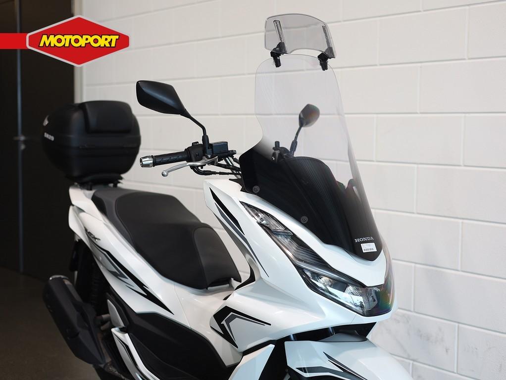 Honda PCX 125 ABS (bj 2022), Scooter, Bedrijf, Mc.benelux@honda-eu.com, 11 kW of minder