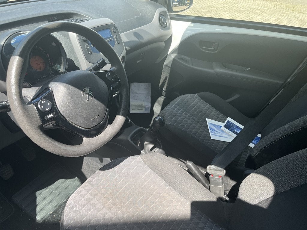 Peugeot 108 1.0 e-VTi Active Airco / BT (bj 2021), Auto's, Voorwielaandrijving, Gebruikt, Euro 6, 4 stoelen
