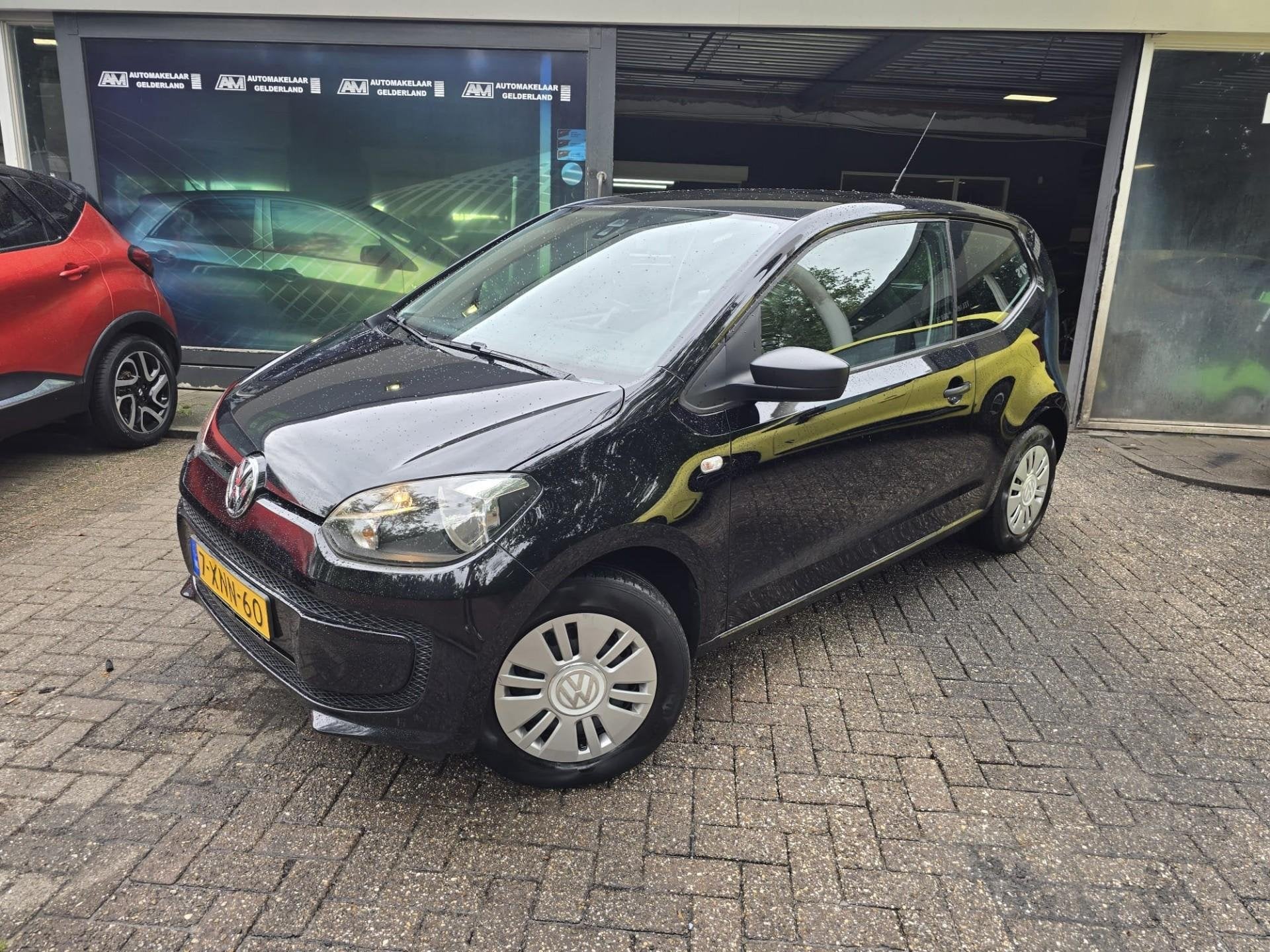 Volkswagen Up! 1.0 high up! |3/6 OF 12MND GARANTIE | NAVI |, Auto's, Voorwielaandrijving, Euro 5, Stof, Up!