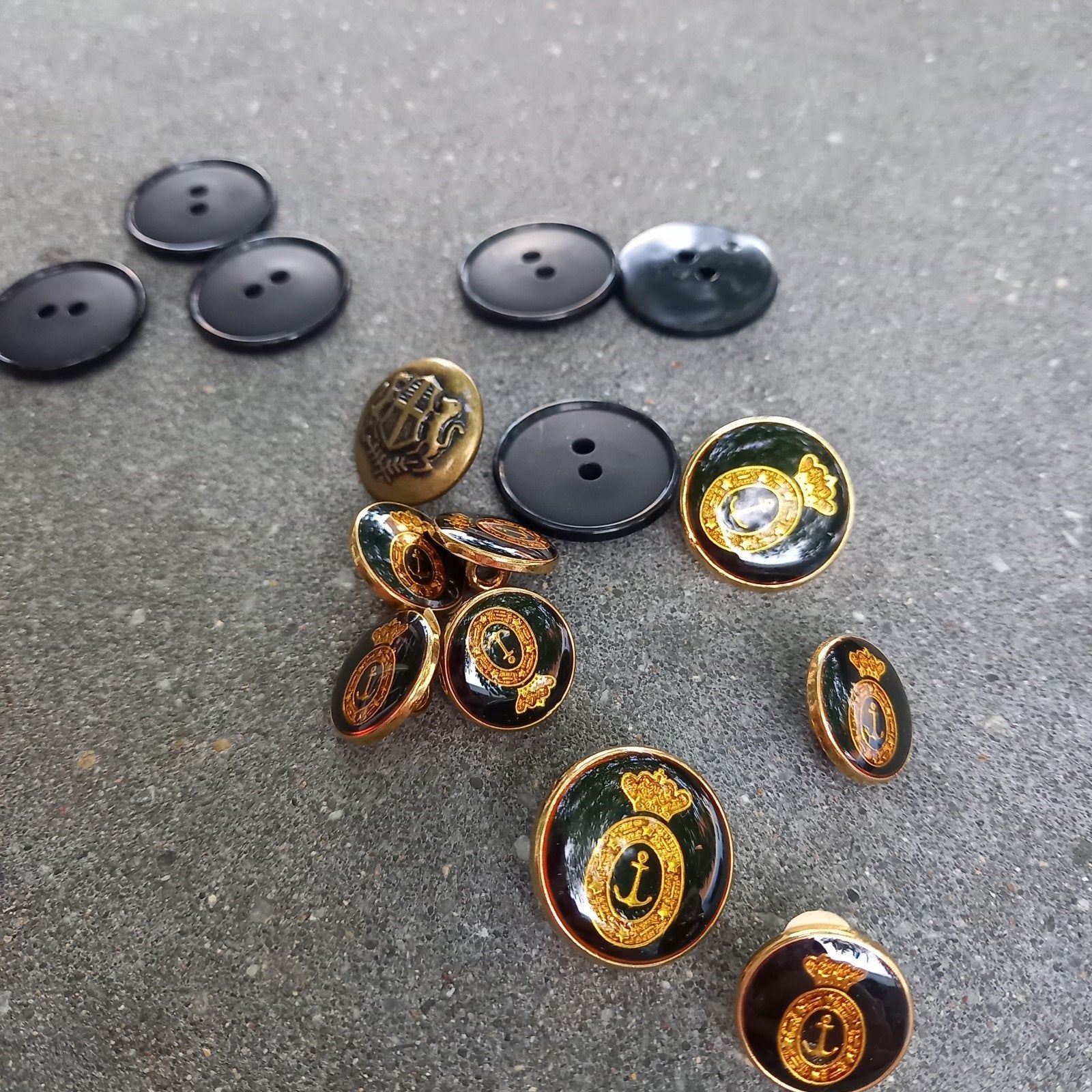 Luxe Set Metalen Blazerknopen Goud Zwart Emaille Anker,kroon, Ophalen of Verzenden