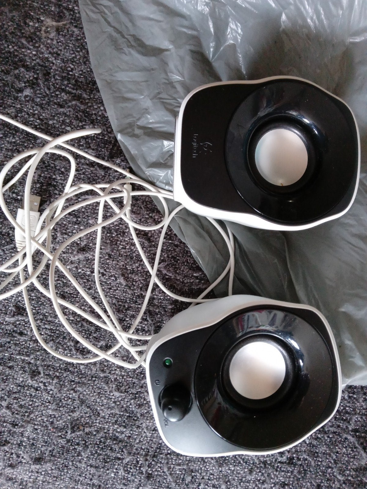 Logitech boxjes voor pc of laptop, Ophalen, Zo goed als nieuw, Logitech