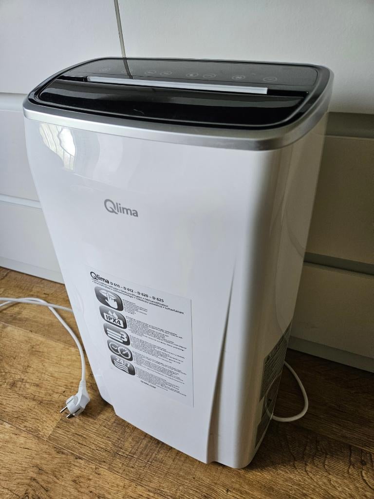 Ontvochtiger Qlima D 620 wit, Witgoed en Apparatuur, Ophalen, Zo goed als nieuw, Luchtontvochter