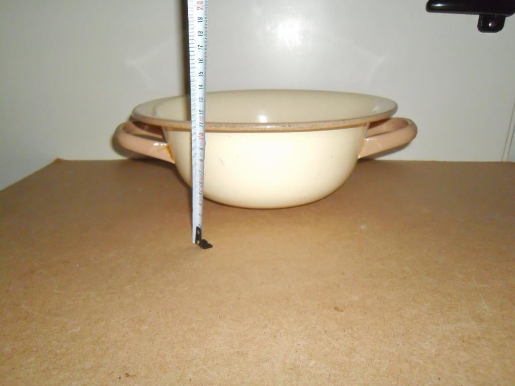 Oud emaille vergiet,beige,bruine rand,izgst,zware kwaliteit!, Antiek en Kunst, Antiek | Emaille, Ophalen of Verzenden