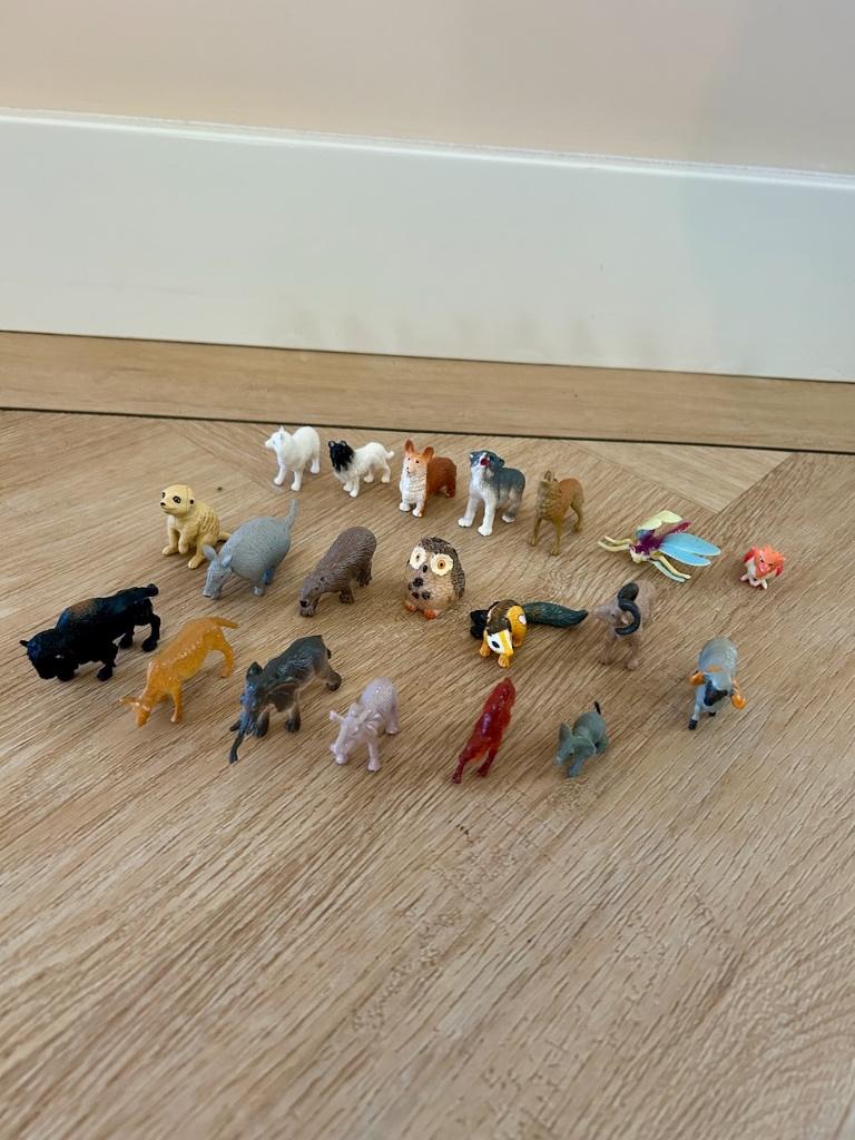 20 stuks bosdieren, safaridieren, honden en meer!, Ophalen of Verzenden, Zo goed als nieuw, Overige soorten, Beeldje of Figuurtje