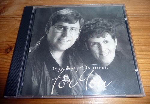 CD IVAN & VIVIAN HICKS - For You, Ophalen of Verzenden
