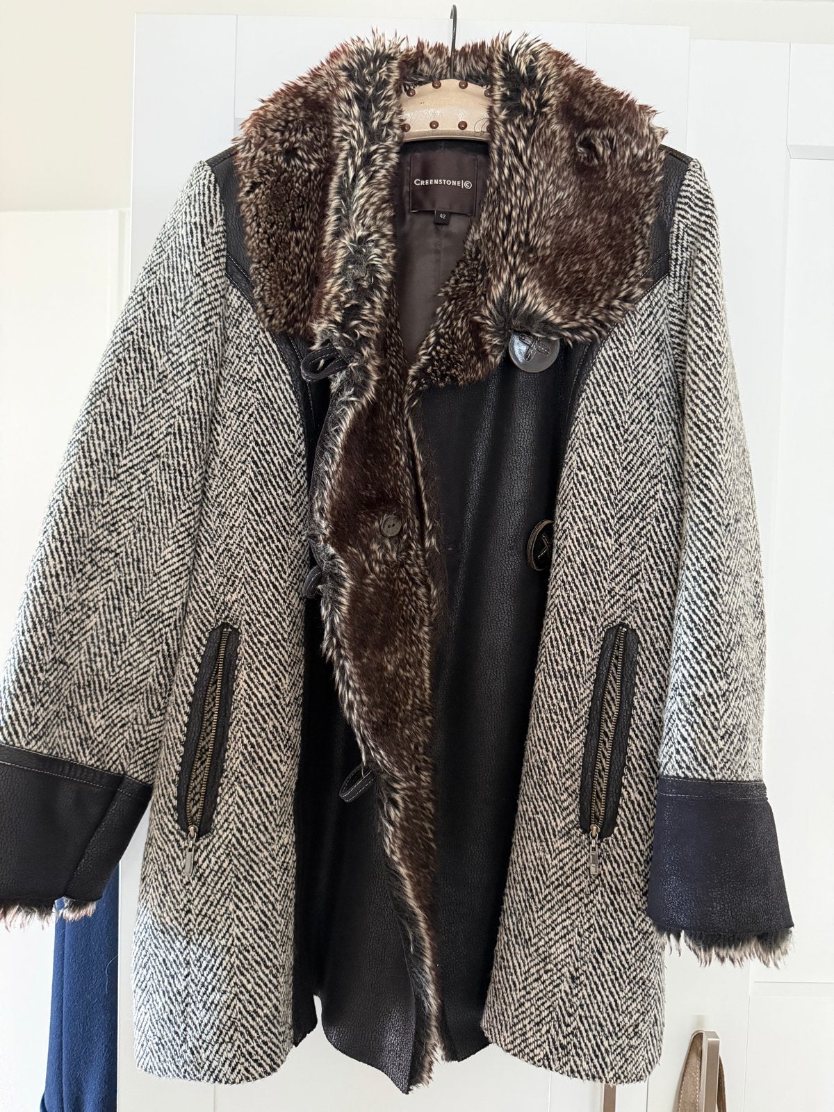 Creemstone jas met bontkraag en leren details, Kleding | Dames, Ophalen, Zo goed als nieuw, Maat 42/44 (L), Zwart