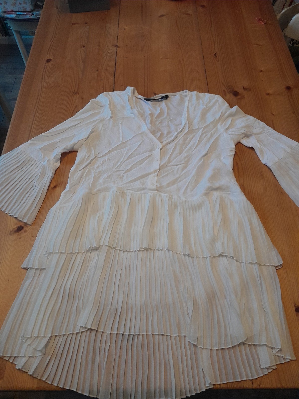 mooie witte jurk met plooirok en plooi mouw maat s ZARA, Kleding | Dames, Ophalen of Verzenden, Zo goed als nieuw, Maat 38/40 (M)
