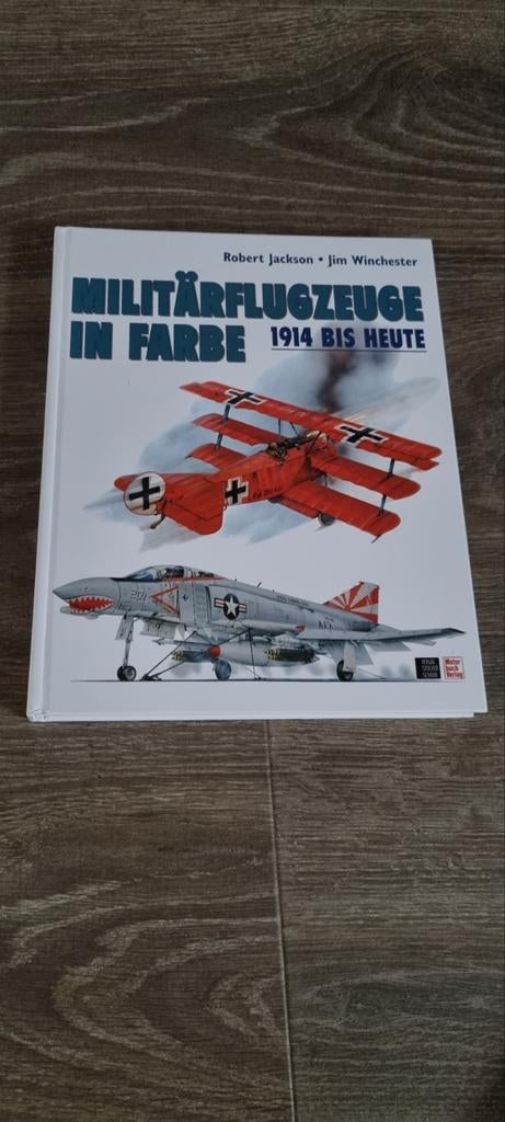 Boek over Militaire vliegtuigen, Ophalen of Verzenden, Nieuw, Luchtmacht