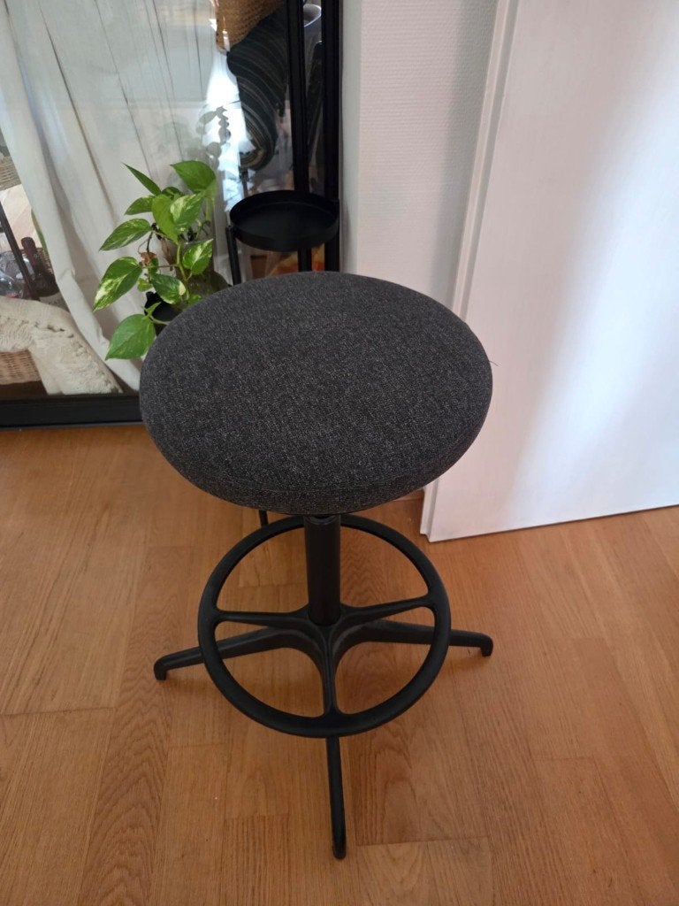 Bar Stool Adjustable, Ophalen, 60 tot 90 cm, Zo goed als nieuw, 1 kruk