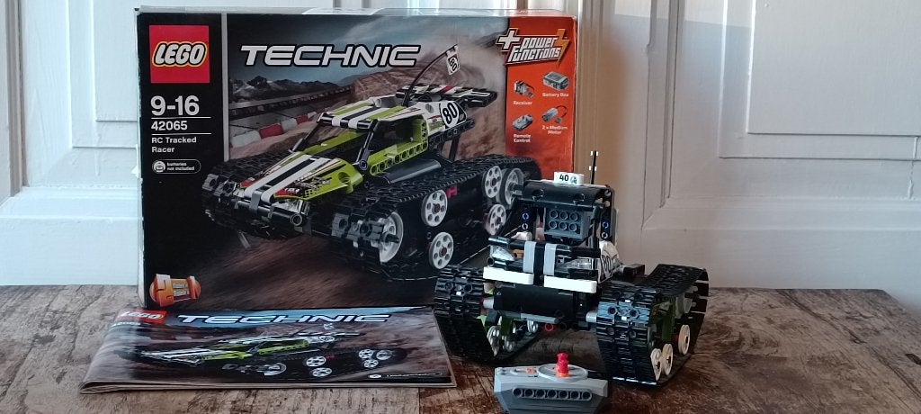 42065	LEGO Technic RC Rupsbandracer, Kinderen en Baby's, Speelgoed | Duplo en Lego, Gebruikt, Lego, Complete set, Compleet, Inclusief doos