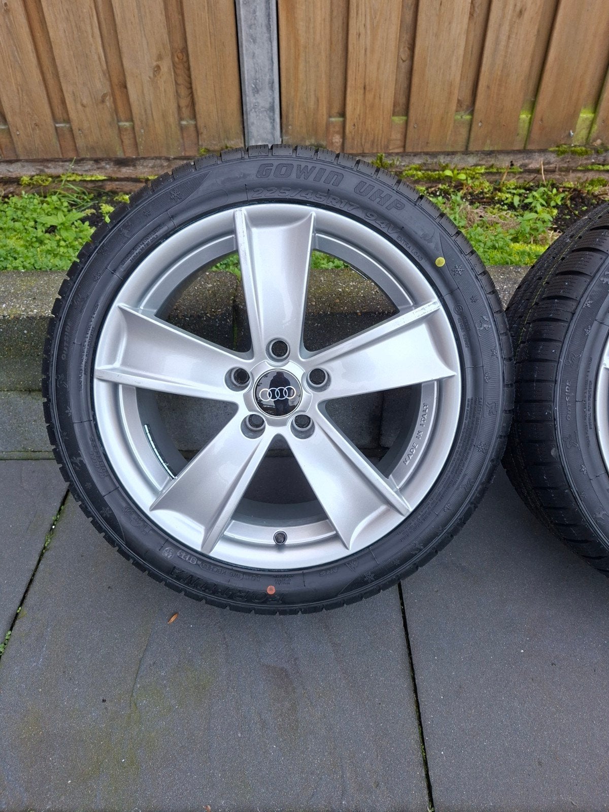 Nieuwe Winterbanden 5x112 Audi 17 inch 225 45 17, Auto diversen, Ophalen, Gebruikt