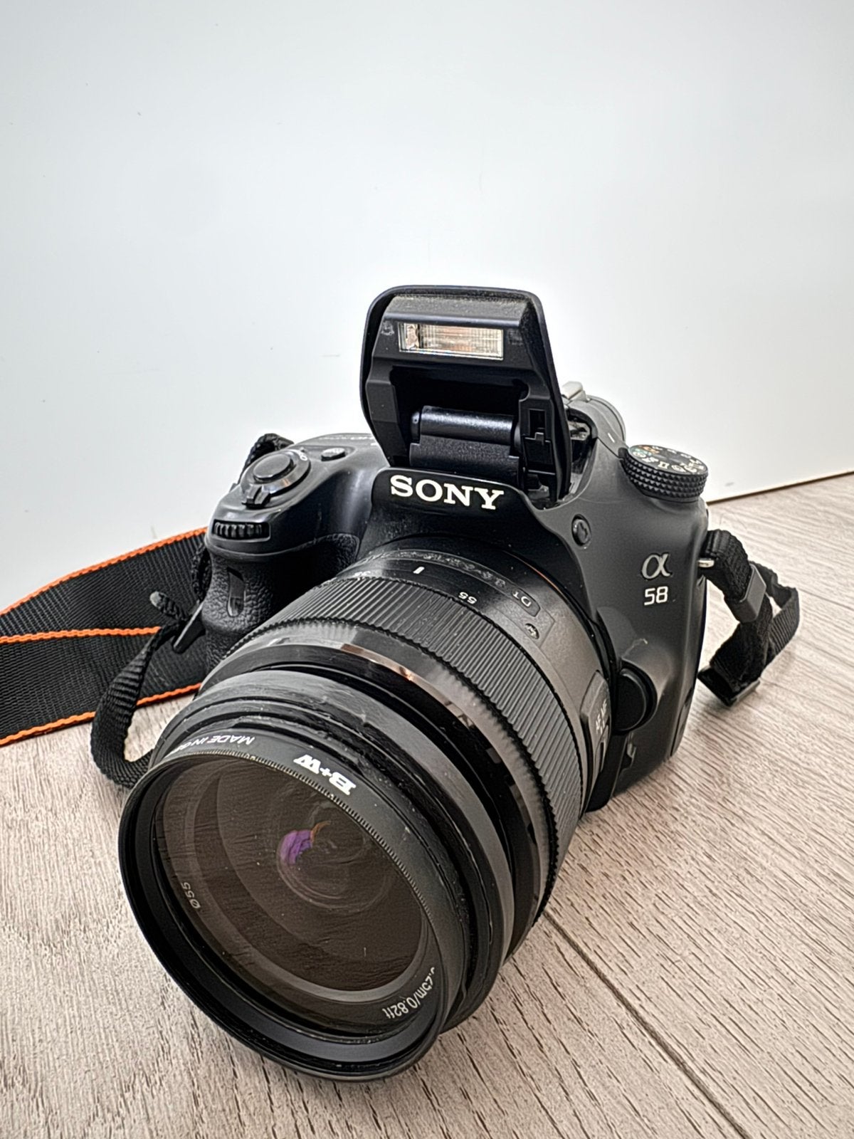 Sony Alpha A58 + 18-55mm Lens + 2 Accu’s, Ophalen of Verzenden, Gebruikt, Sony