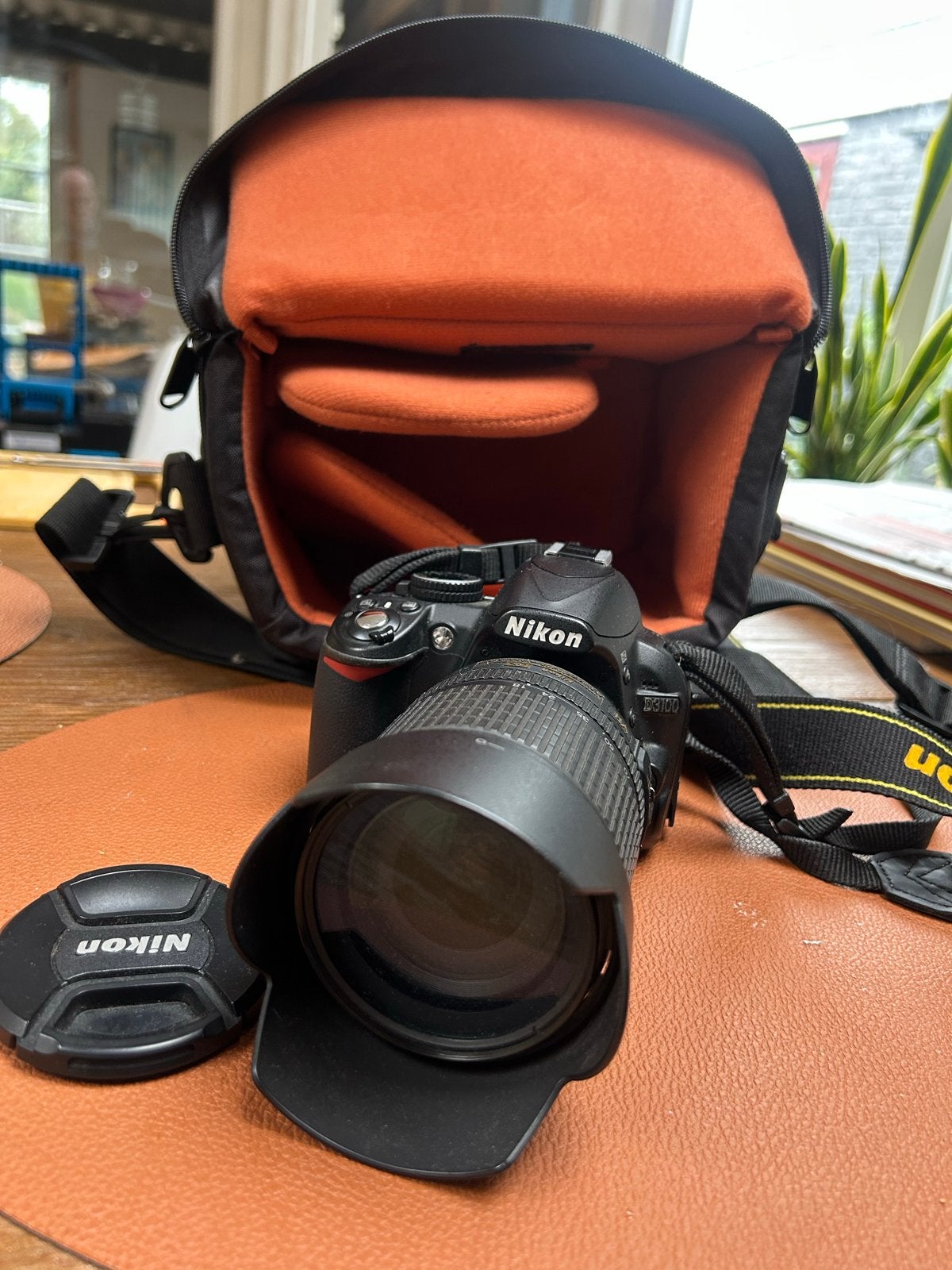 Nikon D3100 Spiegelreflexcamera met opbergtas, Audio, Tv en Foto, Gebruikt, Spiegelreflex, Ophalen of Verzenden, Nikon