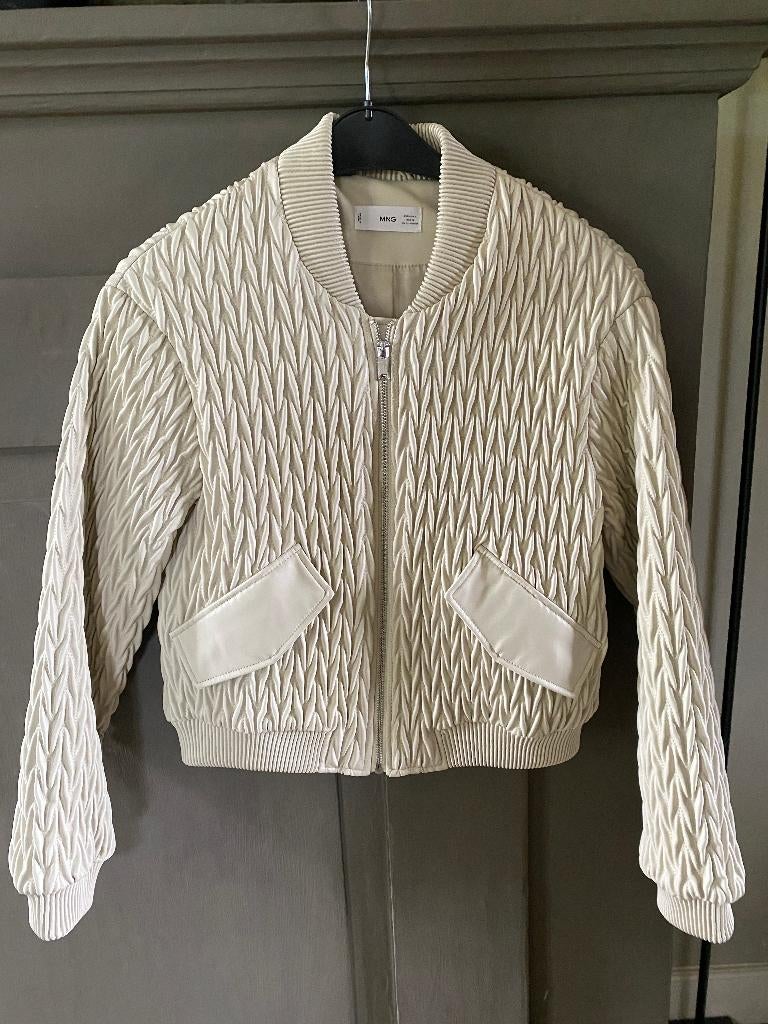 Jas Mango!, Ophalen of Verzenden, Zo goed als nieuw, Beige
